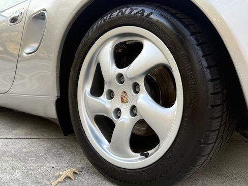 Used 2001 Porsche Boxster image 30