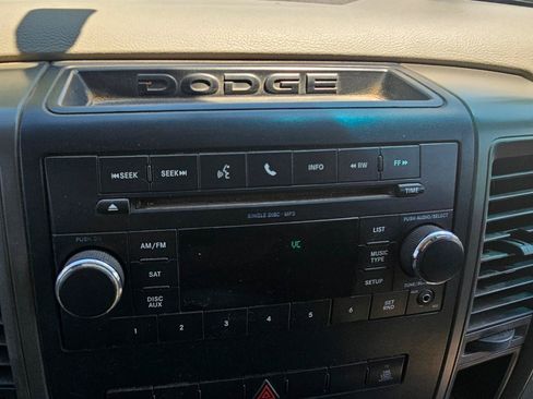 Used 2011 RAM 2500 ST w/ ST Popular Equipment Group AWD/4WD image 38