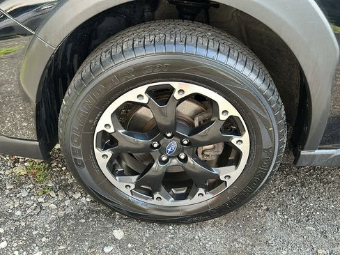 Used 2023 Subaru Crosstrek 2.0i image 10