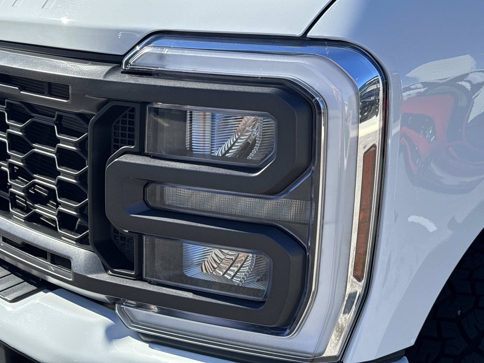 Used 2024 Ford F250 XL w/ STX Appearance Package AWD/4WD image 9