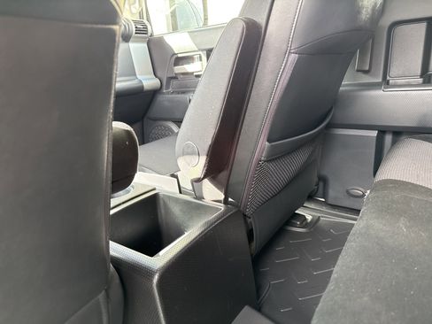 Used 2012 Toyota FJ Cruiser 4WD w/ Convenience Pkg image 34