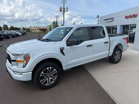 Certified 2021 Ford F150 XL w/ STX Appearance Package AWD/4WD image 3