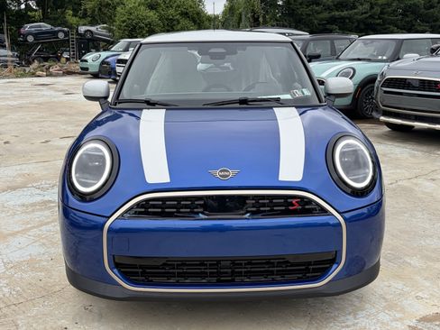New 2026 MINI Cooper S FWD image 2