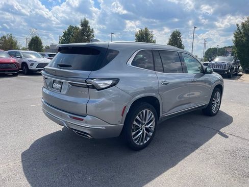 Used 2025 Buick Enclave Avenir w/ Super Cruise Package AWD/4WD image 6