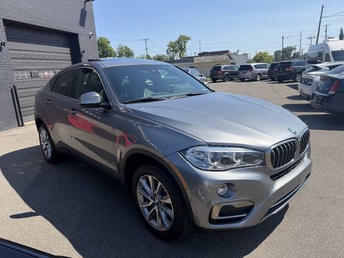 Used 2019 BMW X6 xDrive35i AWD/4WD image 3