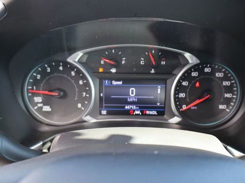 Used 2020 Chevrolet Equinox LT image 38