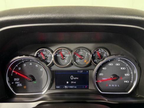 Used 2021 Chevrolet Silverado 1500 Custom w/ Safety Confidence Package RWD image 10