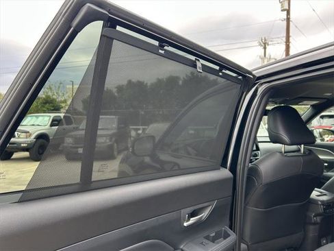 Certified 2025 Toyota Grand Highlander Nightshade Edition image 17