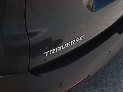 Used 2020 Chevrolet Traverse RS FWD image 8