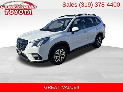 Used 2024 Subaru Forester Premium w/ POP Package 3