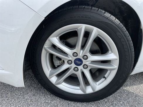 Used 2018 Ford Fusion S image 31