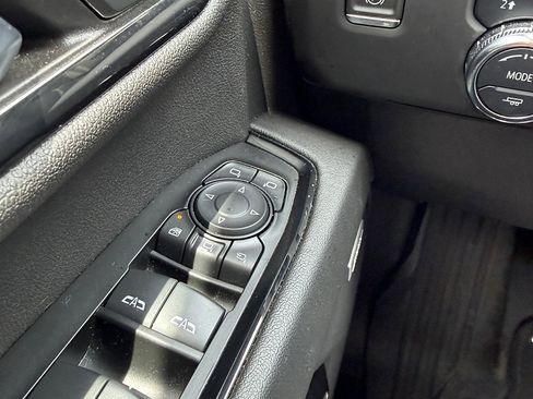 Used 2024 GMC Sierra 2500 AT4 w/ AT4 Premium Plus Package AWD/4WD image 13