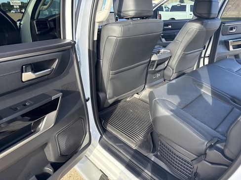 Used 2024 Toyota Tundra Limited image 39