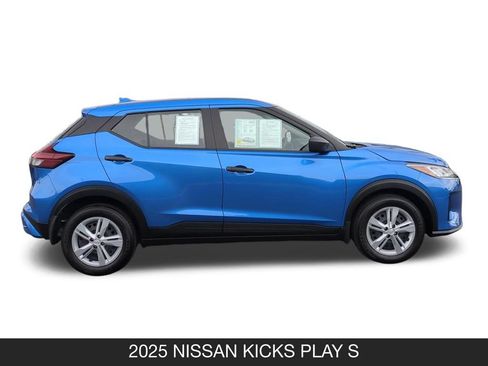 Used 2025 Nissan Kicks Play S FWD image 6