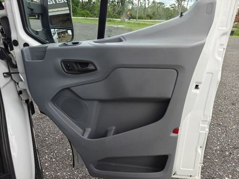 Used 2017 Ford Transit 250 130 Low Roof image 29