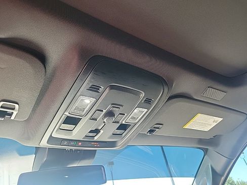 Used 2025 Chevrolet Tahoe Premier w/ Sun And Tow Package AWD/4WD image 40