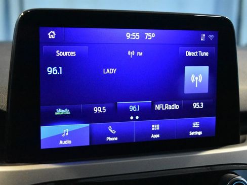 Used 2022 Ford Escape SE image 10