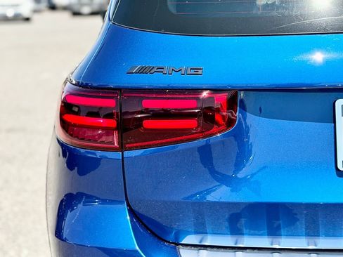 New 2026 Mercedes-Benz GLB 35 AMG 4MATIC image 11