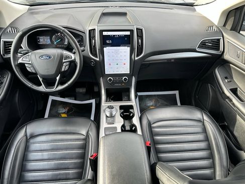 Used 2024 Ford Edge SEL image 23
