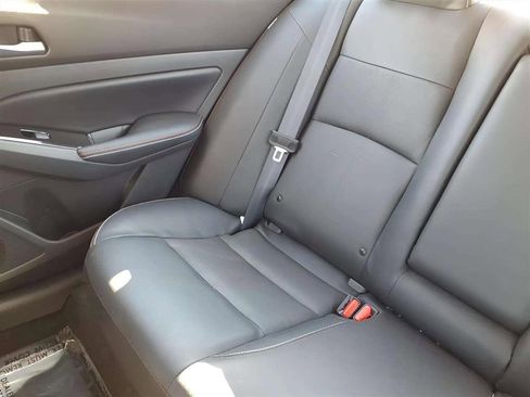 Used 2023 Nissan Altima 2.0 SR image 16