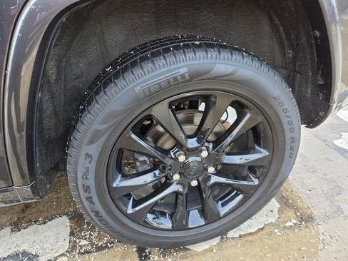Used 2020 Jeep Grand Cherokee Altitude image 24