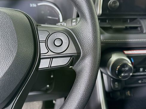 Certified 2025 Toyota RAV4 XLE image 21