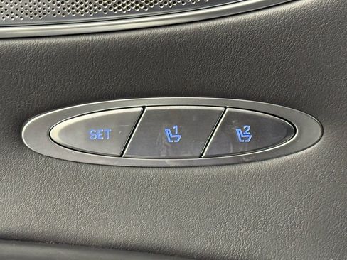 Used 2025 Genesis GV70 2.5T Sport Prestige w/ Sport Prestige Package image 16