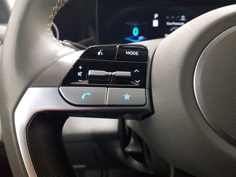 Certified 2025 Hyundai Elantra SEL w/ Cargo Package image 4