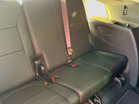 Used 2020 Chevrolet Traverse Premier w/ Redline Edition FWD image 29