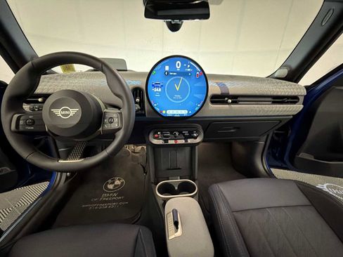 Certified 2025 MINI Cooper S image 12