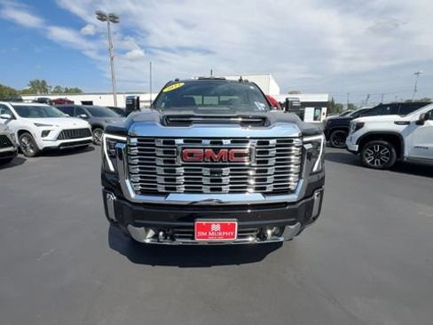 Certified 2024 GMC Sierra 3500 Denali w/ Denali Reserve Package AWD/4WD image 3