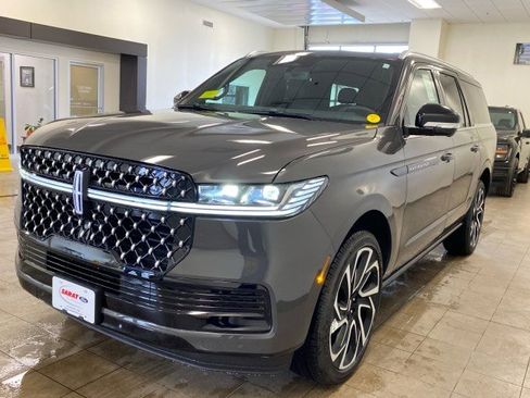 New 2026 Lincoln Navigator L Black Label image 4