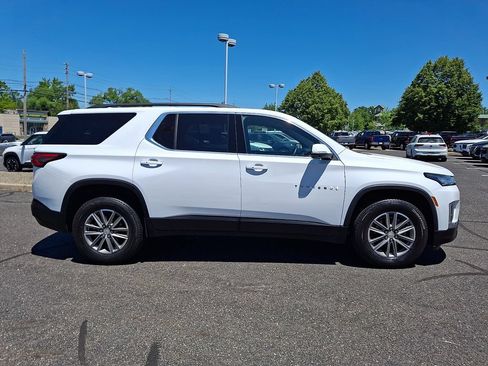 Used 2023 Chevrolet Traverse LT FWD image 10