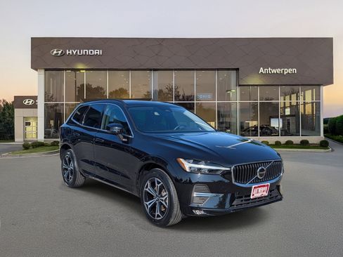 Used 2022 Volvo XC60 B5 Momentum AWD/4WD image 1
