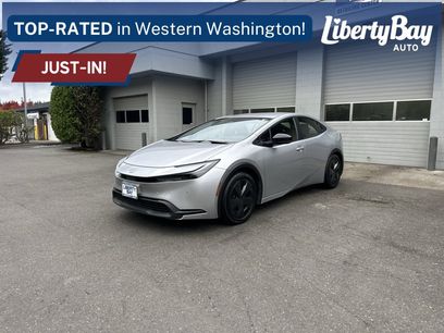 Used 2025 Toyota Prius LE