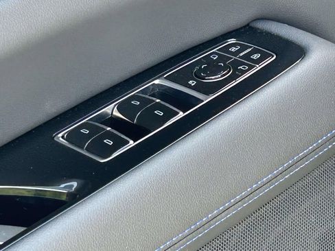 Used 2025 Cadillac Escalade IQ Sport 1 AWD/4WD image 17