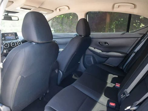 Used 2025 Nissan Sentra S image 18