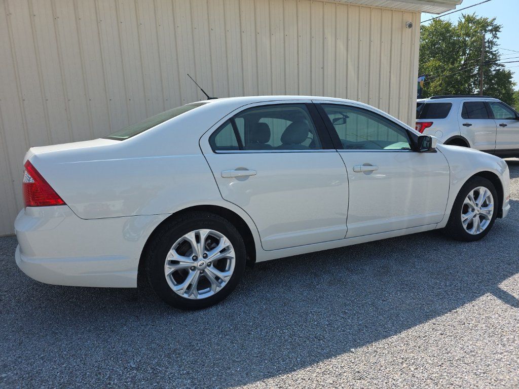 Used 2012 Ford Fusion SE FWD image 6