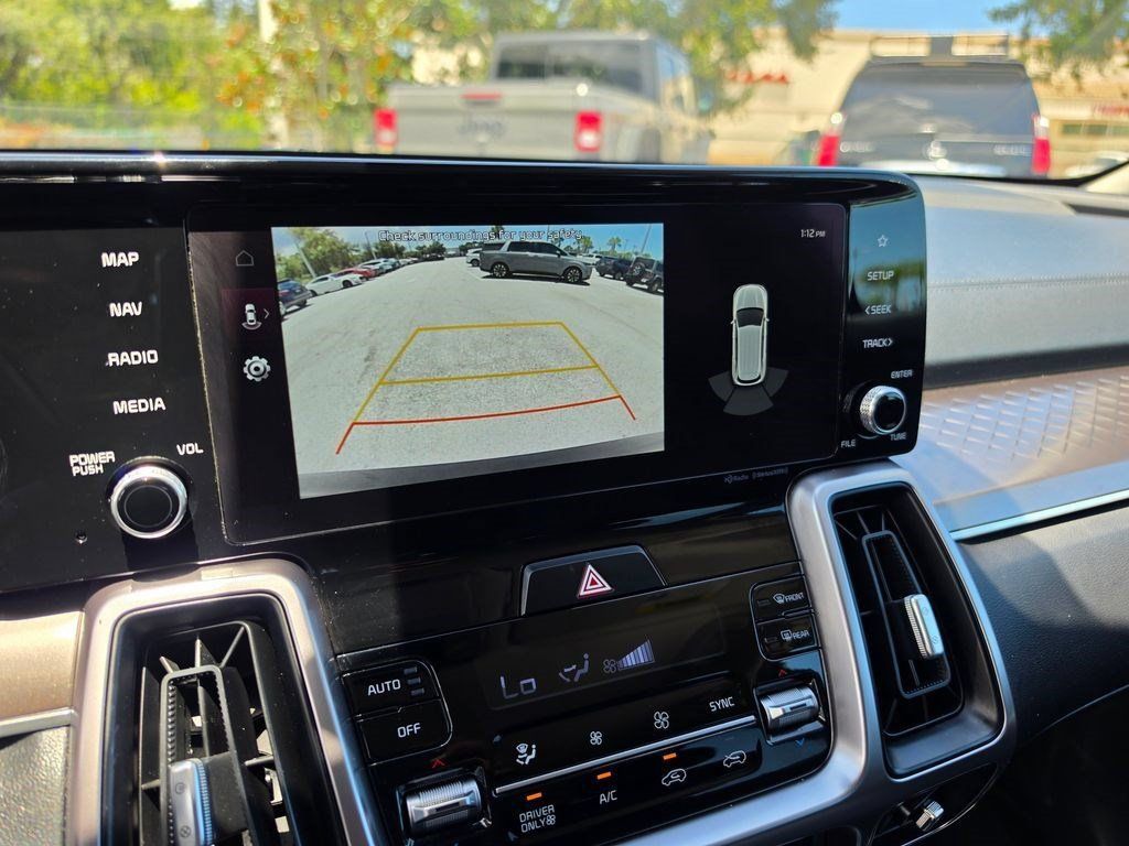 Used 2022 Kia Sorento S FWD image 19