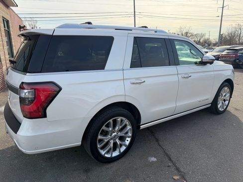 Used 2018 Ford Expedition Platinum image 5