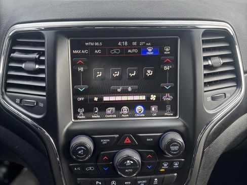 Used 2017 Jeep Grand Cherokee Altitude image 14