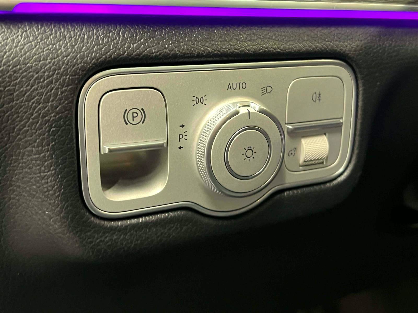 Used 2021 Mercedes-Benz GLE 350 4MATIC image 17