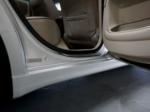 Used 2002 Lexus IS 300 image 75