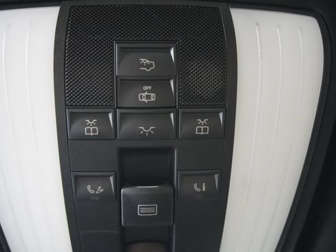Used 2012 Mercedes-Benz E 350 4MATIC Sedan image 24