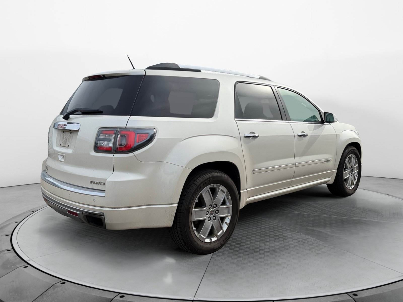 Used 2015 GMC Acadia Denali AWD/4WD image 5