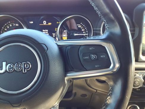 Certified 2023 Jeep Wrangler Unlimited Sahara w/ Cold Weather Group image 19