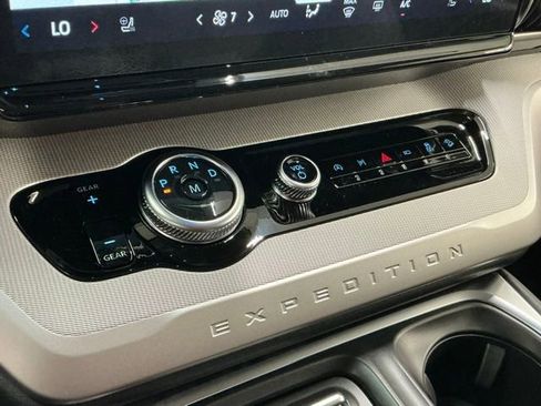 New 2026 Ford Expedition Active AWD/4WD image 23