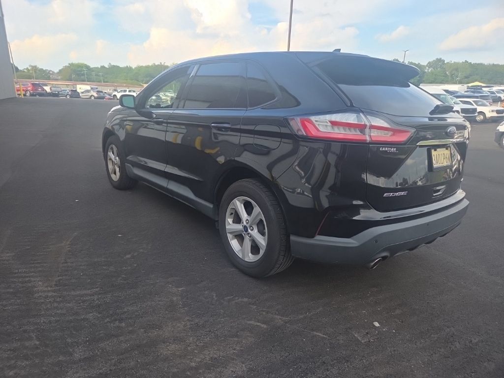 Used 2020 Ford Edge SE FWD image 10