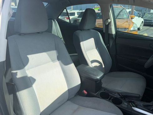 Used 2019 Toyota Corolla L FWD image 10