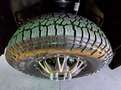 Used 2015 RAM 3500 Laramie Longhorn image 23